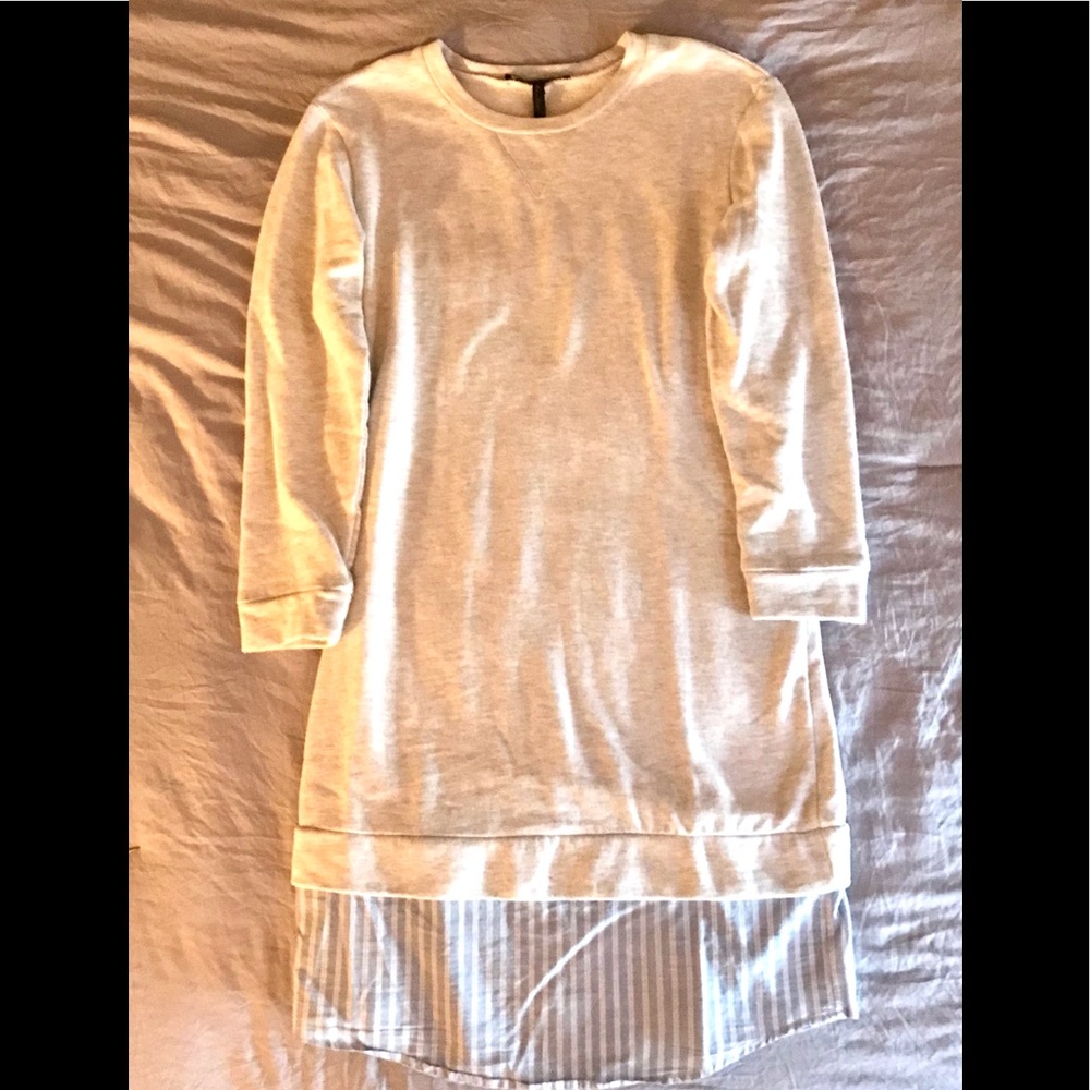 BCBGMaxAriza White, Lightweight Sweatshirt Dress. S